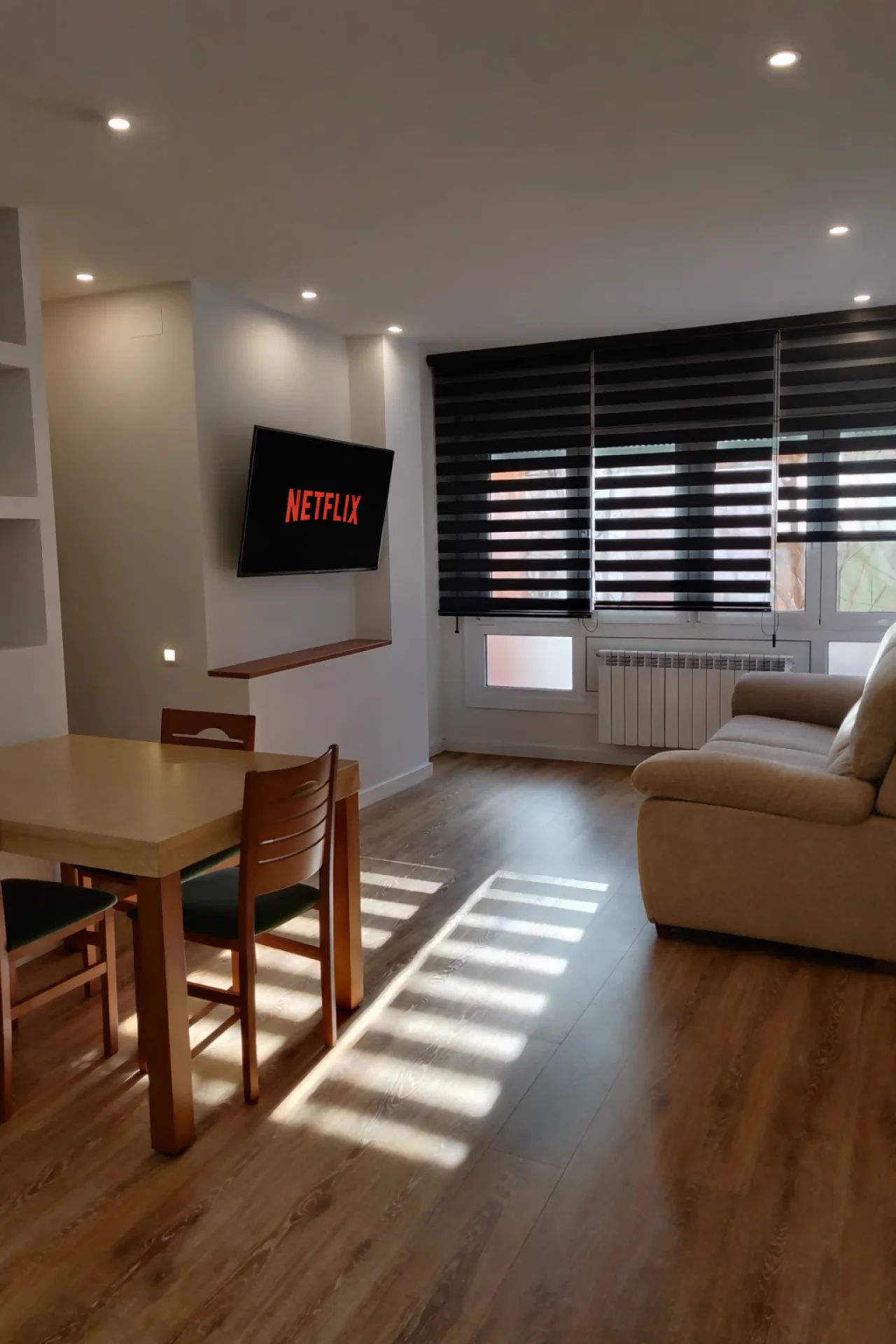 El salón, con la luz de la mañana
